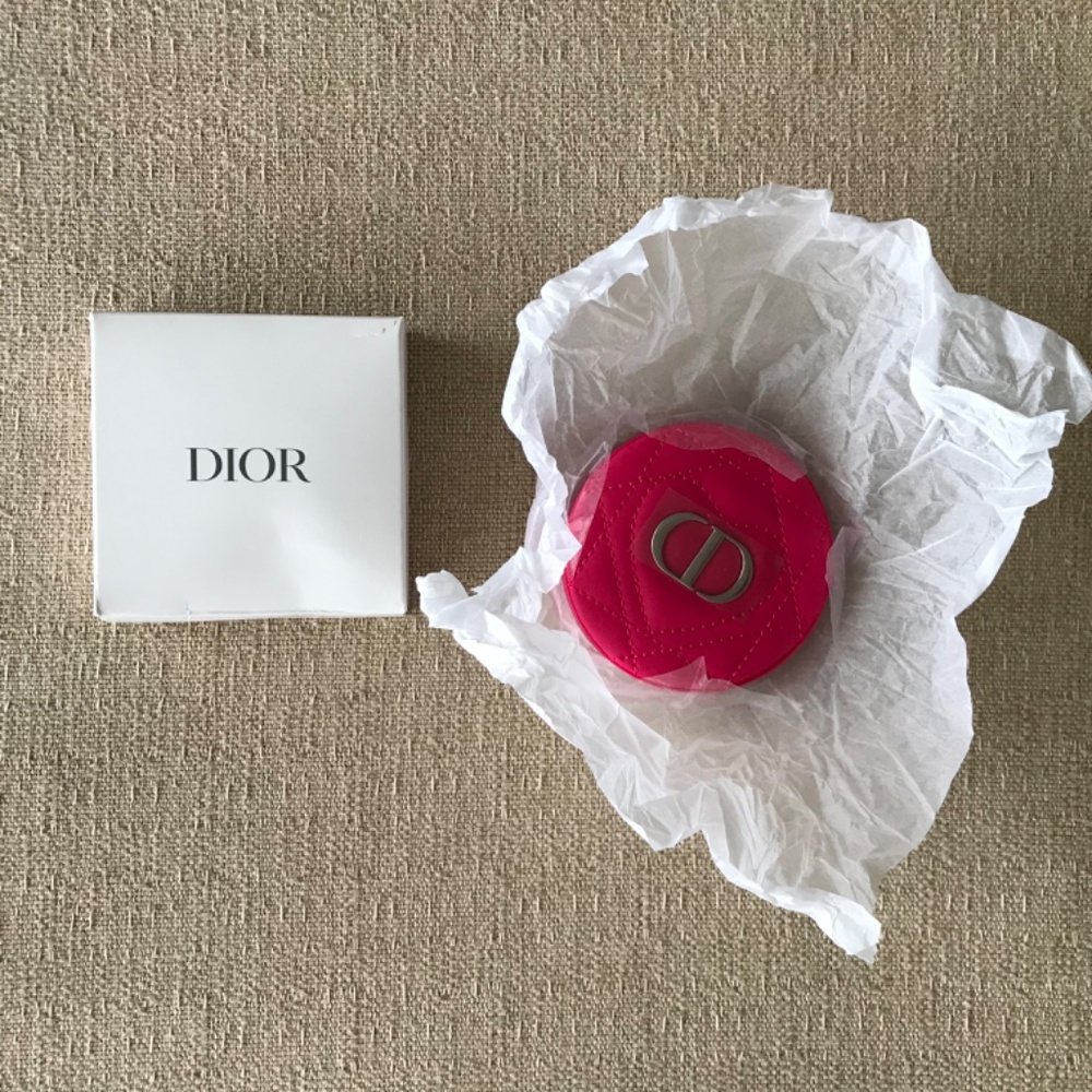 Dior Compact Mirror 💖 - Picture 7 of 8